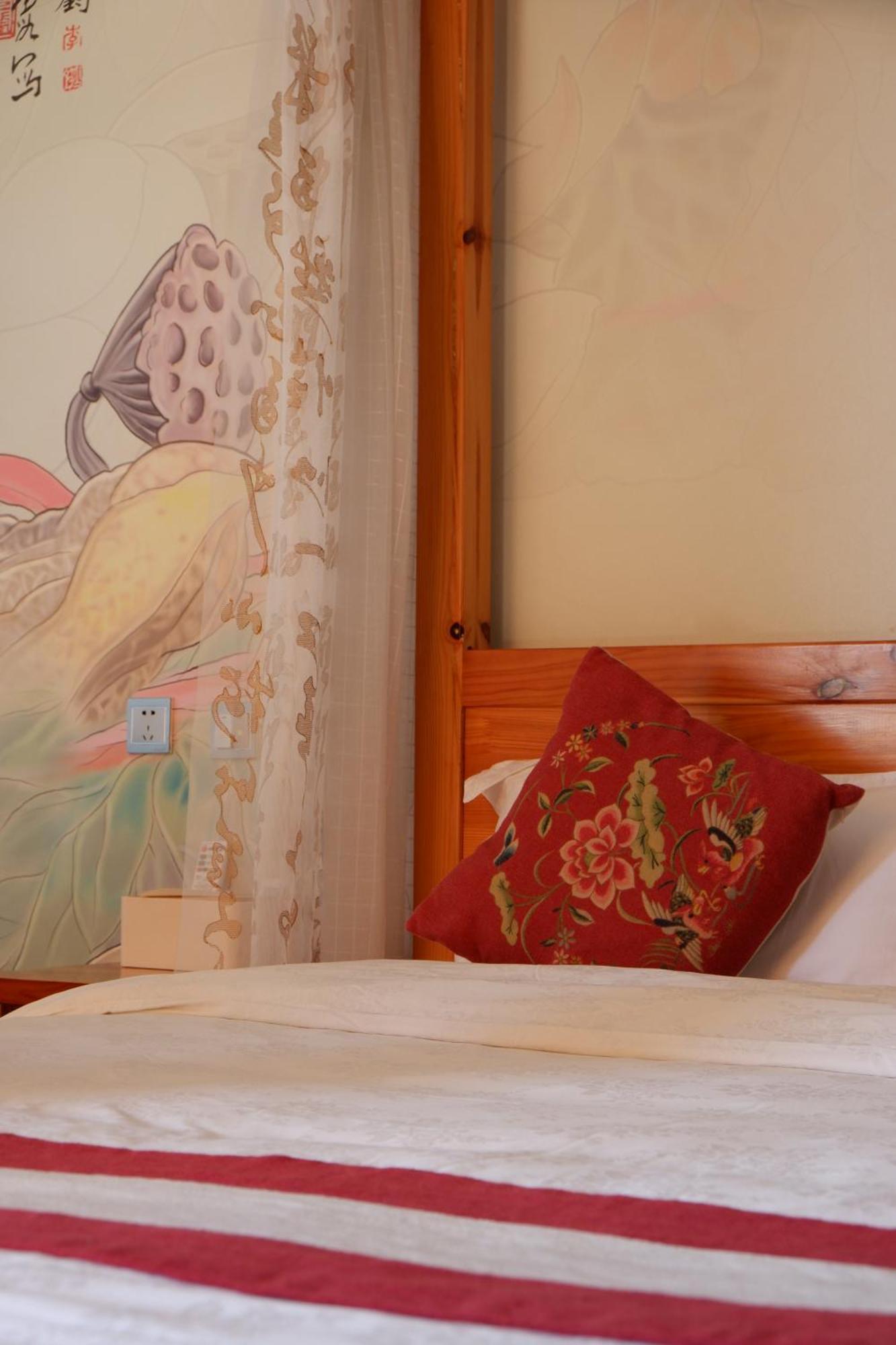 Dali Buxianshan Boutique Guesthouse-In Dali Ancient City,Near Three Pag Odas And Erhai Lake,Provide Tour Guide Service And Local Experience ภายนอก รูปภาพ