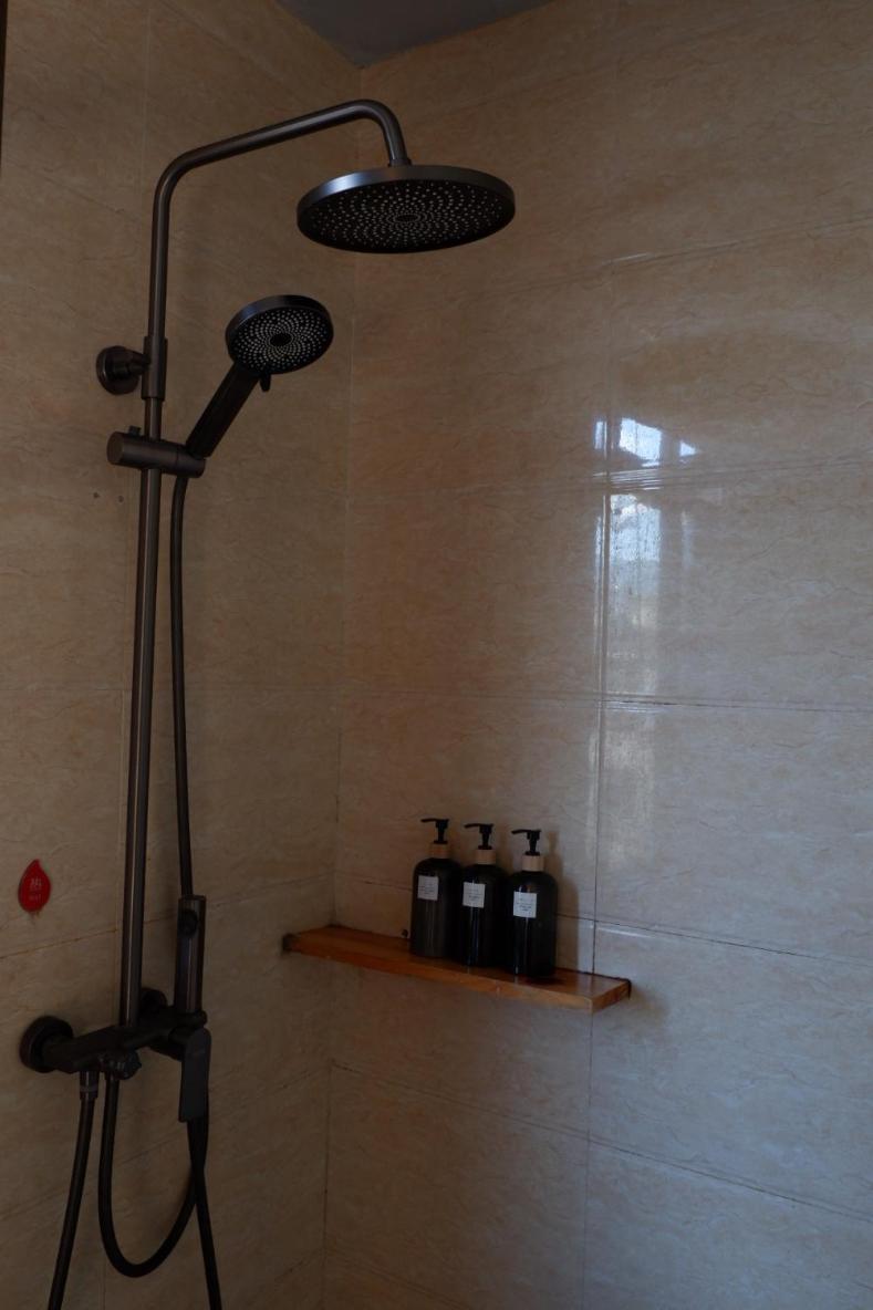 Dali Buxianshan Boutique Guesthouse-In Dali Ancient City,Near Three Pag Odas And Erhai Lake,Provide Tour Guide Service And Local Experience ภายนอก รูปภาพ